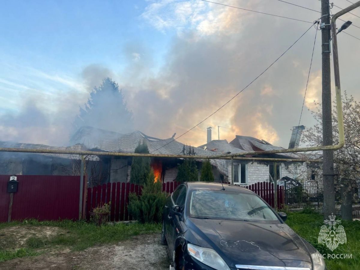 Двое взрослых и ребенок пострадали на пожаре в Дзержинске