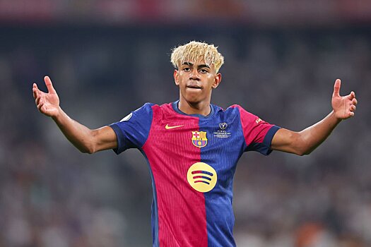 Араухо – Ямалю о ботинках со стразами и одежде: «Выглядишь как Майкл Джексон». Ламин ответил: «Брат, это стильно»