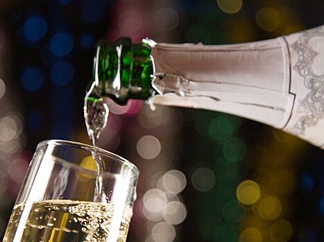 Спрос на отечественное шампанское в России вырос в четыре раза