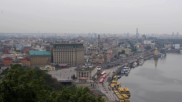 Власти Киева усиливают оборону города по всему периметру