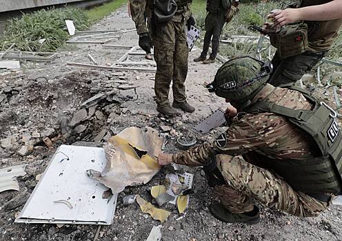 Украинский снаряд попал в квартиру жилого дома в Донецке