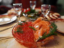 Эксперт Самойлова: при выборе икры нужно обращать внимание на ее консистенцию