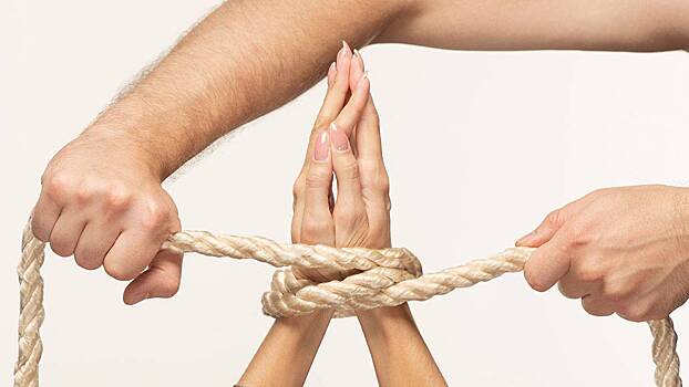 Mash: Пенсионеров связывали перед сном в пансионате в Новой Москве