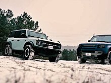 Новые Ford Bronco и Land Rover Defender сразились в перетягивании каната: кто кого?