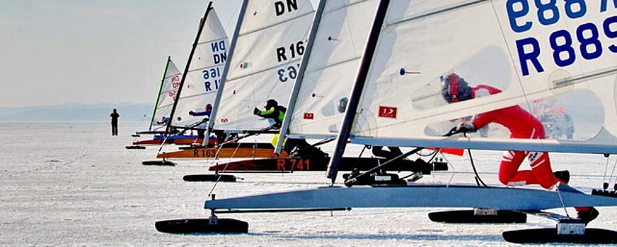 Во Владивостоке в соревнованиях по буерному спорту приняло участие рекордное количество юных яхтсменов