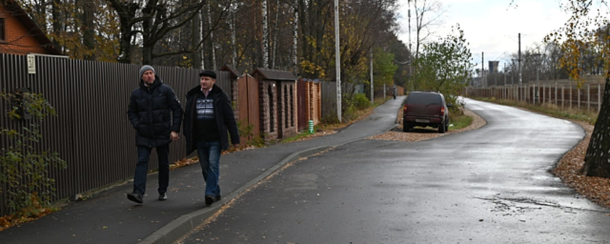 В поселке Ильинский продолжаются работы по благоустройству