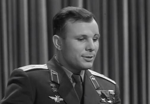 Опрос показал, что Москвичи помнят Гагарина, но не знают имен современных героев