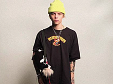 После расставания с Кафельниковой рэпер Pharaoh снял в своем новом клипе сразу несколько красавиц-моделей