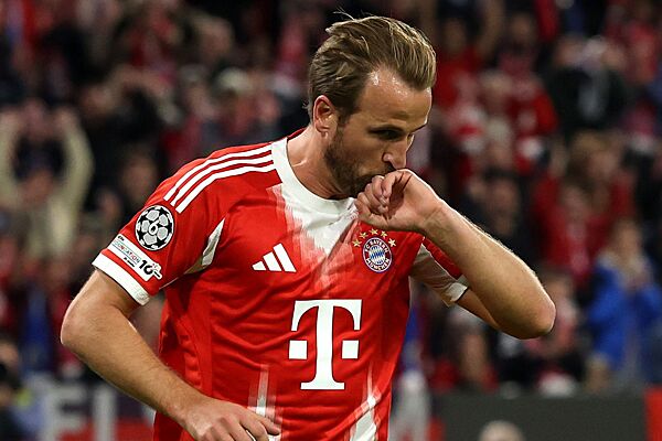 Үлкен әтештері бар қатты порно видеоларды қараңыз