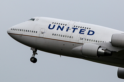 Авиакомпания United Airlines вновь оказалась в центре скандала