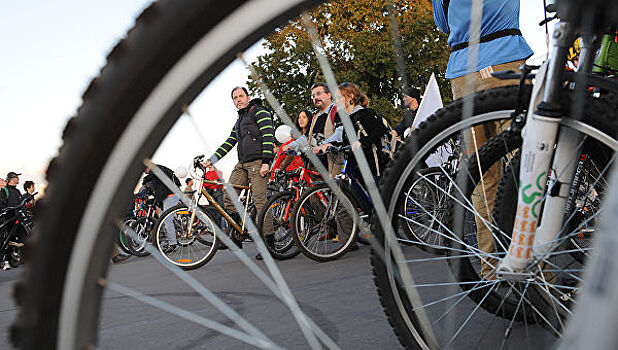 Собянин поздравил москвичей с Всемирным днем велосипеда