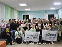 Сортировать нельзя выбрасывать: в Тольятти прошла экологическая дискуссия со школьниками