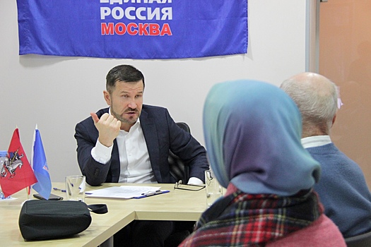 Александр Семенников провел прием жителей