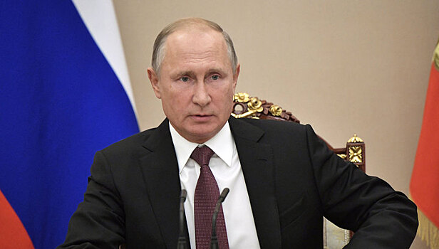 Владимир Путин назвал создание новой Церкви на Украине "опасным политиканством"