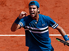 Российский теннисист Медведев сохранил 14-е место в рейтинге ATP