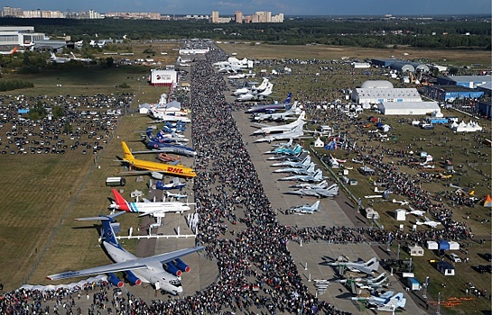 МАКС-2015 посетили более 400 тыс. человек