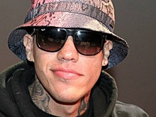 В среднем весе подерутся экс-претенденты Мартин Маррей и Габриэль Росадо