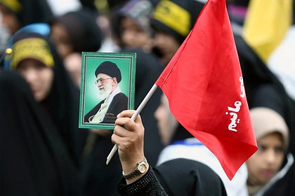 Сестра верховного лидера Ирана призвала КСИР присоединиться к протестующим