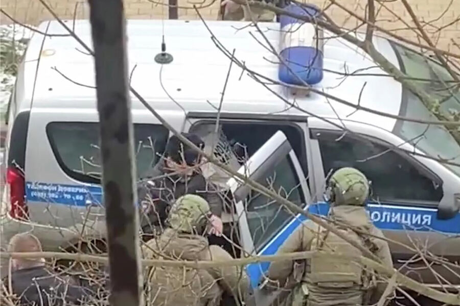 Очевидцы рассказали о первых минутах после поножовщины в школе Подмосковья