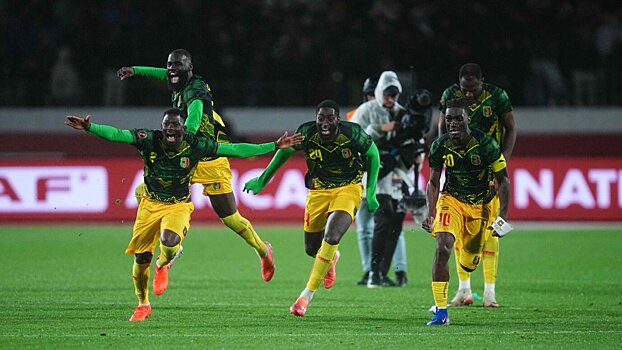 Мостовой о матче с Мали: «Хорошо, что играем уже не с торговыми центрами. Уровень соперников стал сильнее»