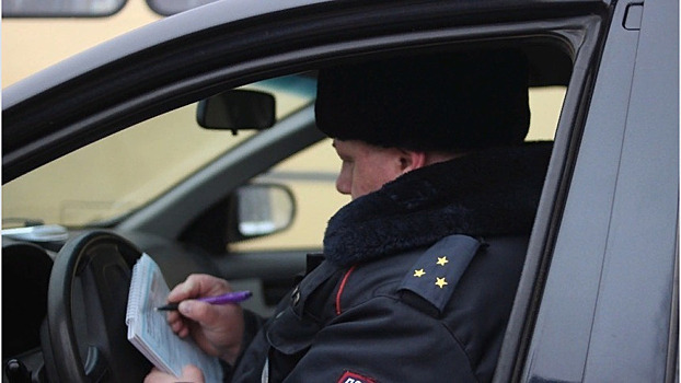 На дорогах Кирова работают «скрытые патрули» ГИБДД