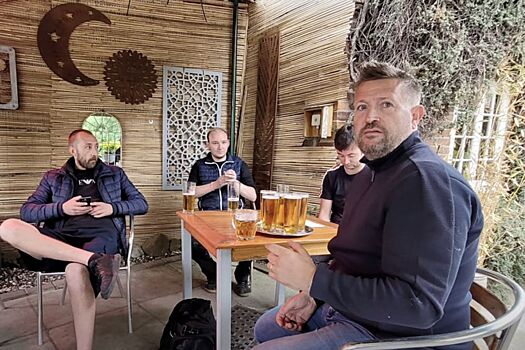 Чемпионат Англии по футболу: разговор директор «МЮ» Ричарда Арнольда с фанатами – подробности, трансфер Френки Де Йонга