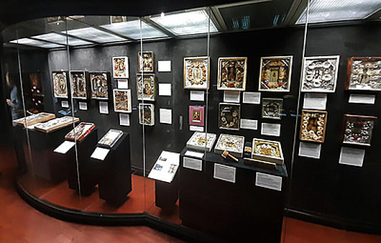 Музей религий в Петербурге открыл выставку уникальных икон советского периода