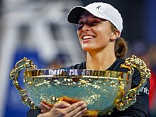 Швентек первой после Серены выиграла 5 титулов 2 сезона подряд