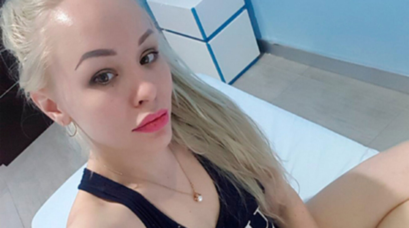 Лола Тейлор 2022