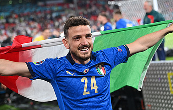 Чемпион Европы по футболу Флоренци перешел в "Милан" на правах аренды