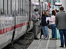 Названы популярные направления для путешествий на поезде в майские праздники