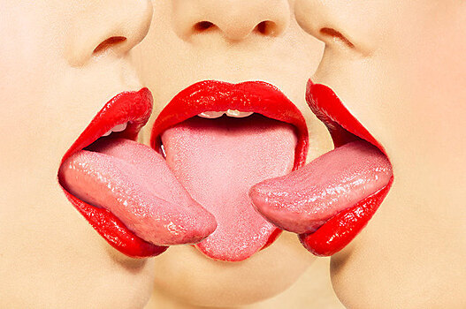Язык — враг твой: 8 ошибок в поцелуях, которые мы допускаем