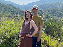 Звезда "Гарри Поттера" Бонни Райт впервые станет мамой