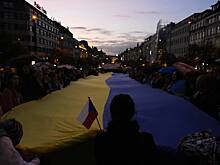 Чехия передумала отправлять самолеты Украине