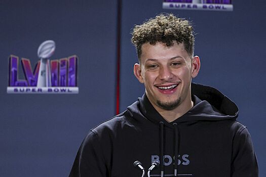 Отца звезды НФЛ Махоумса неоднократно задерживала полиция в 2024 году за нарушение закона