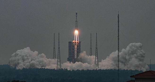 Китайцы впервые запустили многоразовую ракету