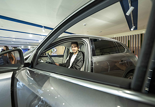 Россиян предупредили о резком подорожании новых авто. Как на это повлиял новый закон