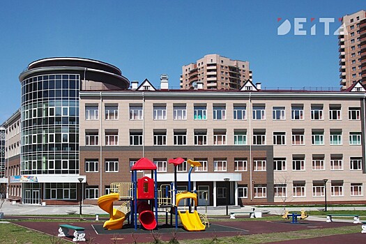 «Не рожать, пока нет школ и детсадов» – школьный вопрос испортил Владивосток