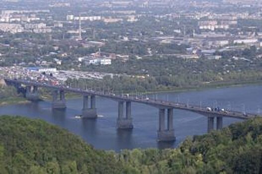 Разделительное ограждение на Мызинском мосту установят в 2019 году