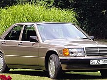 Блогеры проверили максимальную скорость Mercedes-Benz 190D 1988 года
