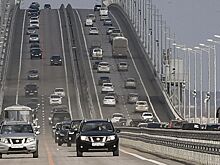 Движение по Крымскому мосту восстановили после перекрытия