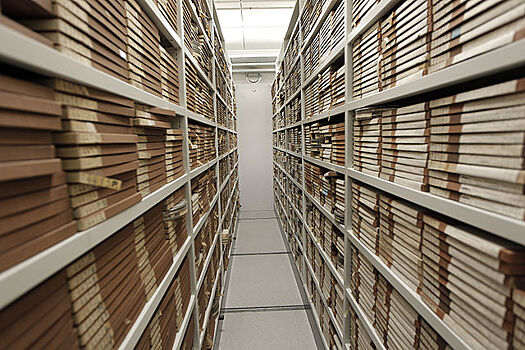 Как в 90-е из исторического архива украли 5 тыс. документов