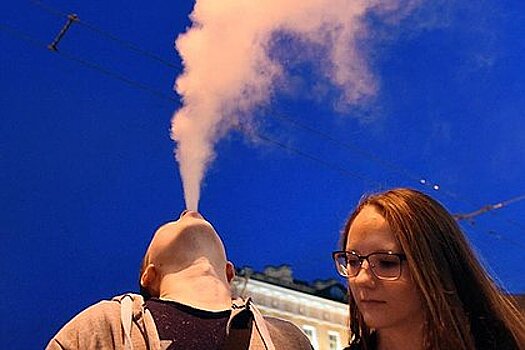 Володин поручил внести в Госдуму предложения о запрете вейпов