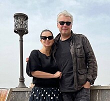 Екатерина Стриженова улетела с мужем в Ереван