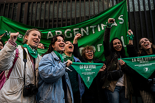 В Аргентине разрешили аборты