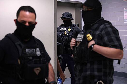 Еще одна страна согласилась принимать мигрантов из США