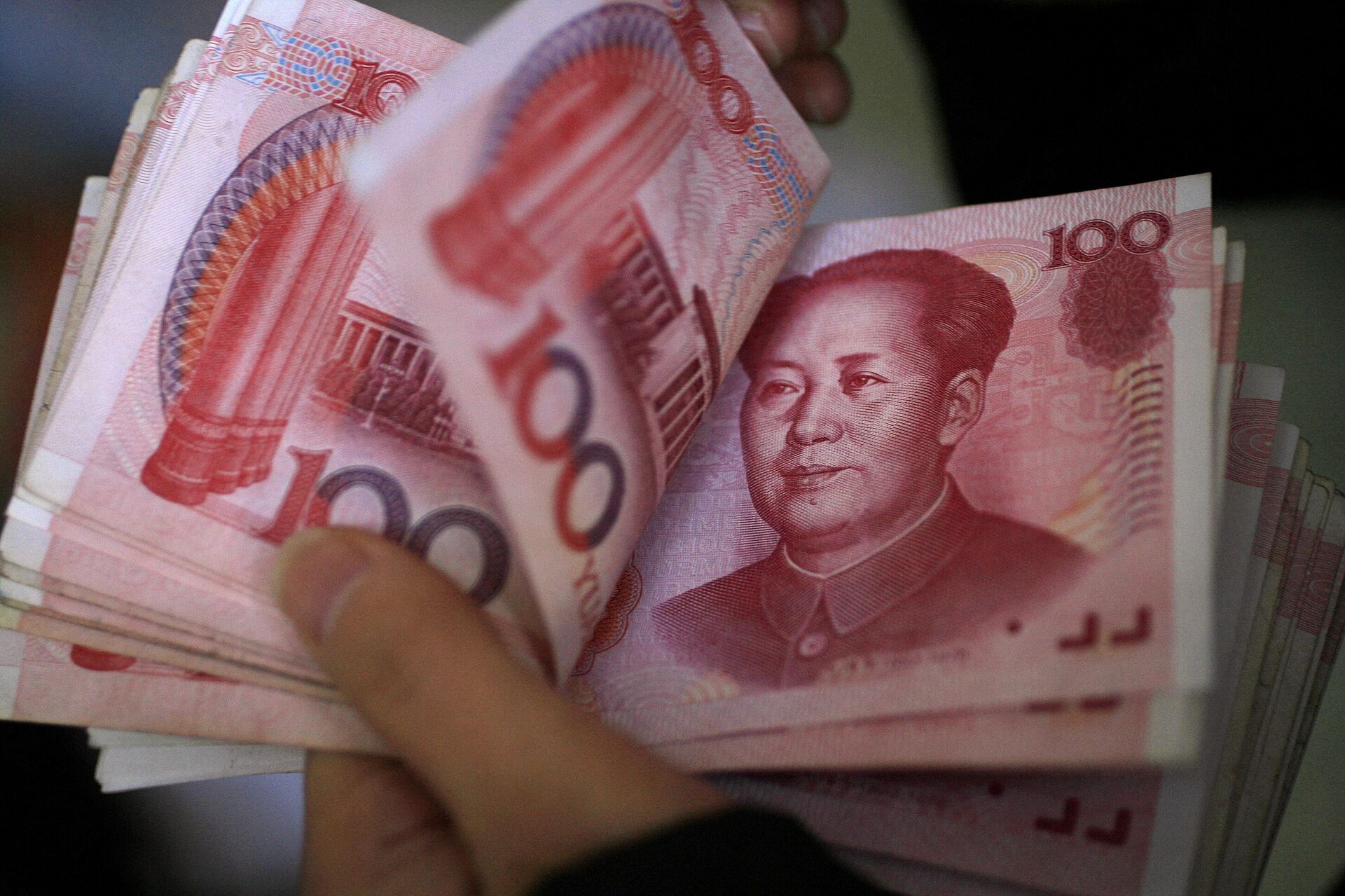 Треть выданных юаневых кредитов в России пришлось на Альфа-Банк