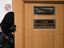 После слов жены о никчемности российский пенсионер схватился за молоток