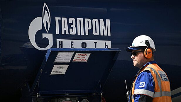 "Газпром нефть" пока решила не вводить на своих АЗС оплату криптовалютой