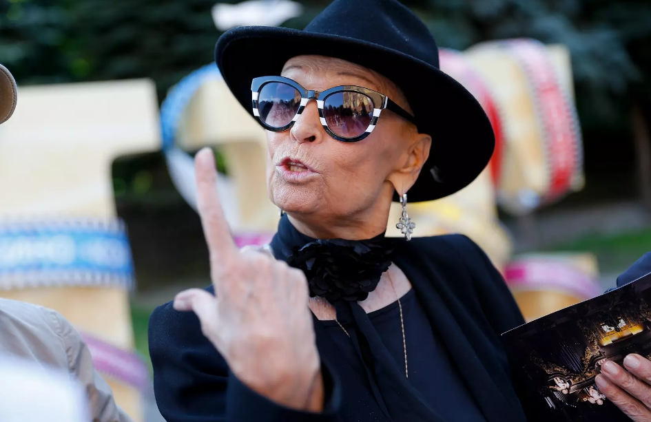 Светлану Светличную отказались хоронить на Ваганьковском кладбище